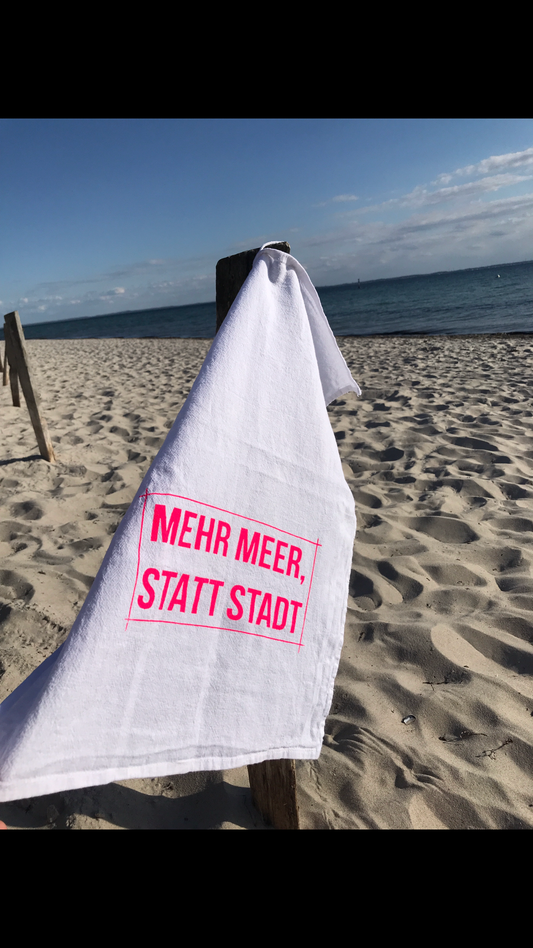 Weißes Geschirrhandtuch "Mehr Meer, statt Stadt"